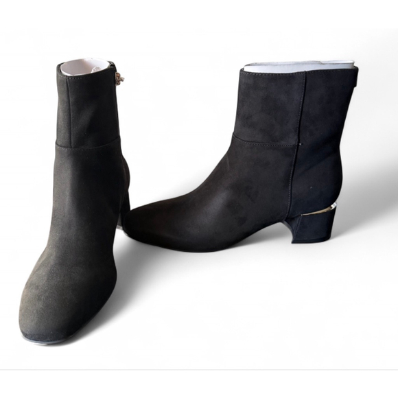 Calvin Klein Parry Suede Ankle Boots Black Size 7.5 Block Heel Booties NWB - Picture 3 of 6